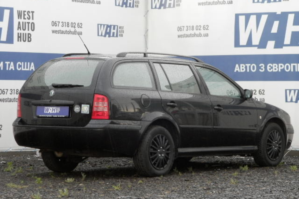 Skoda Octavia Tour 1.6 MPI 2004 фото 6
