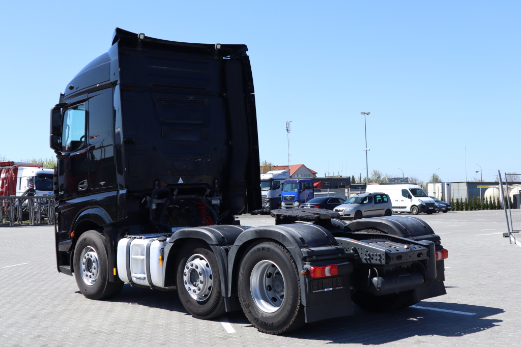 Mercedes-Benz Actros 2651 2015 photo 3