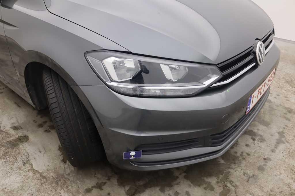 Volkswagen Touran 2016 фото 9