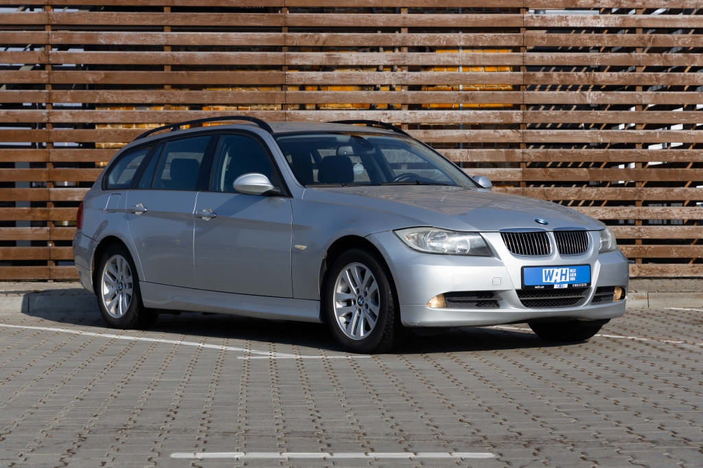 BMW 3 Series 2005 photo 4