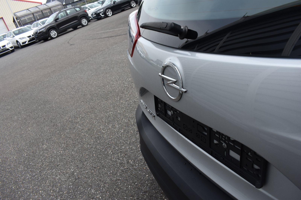 Opel Crossland X 2019 фото 9