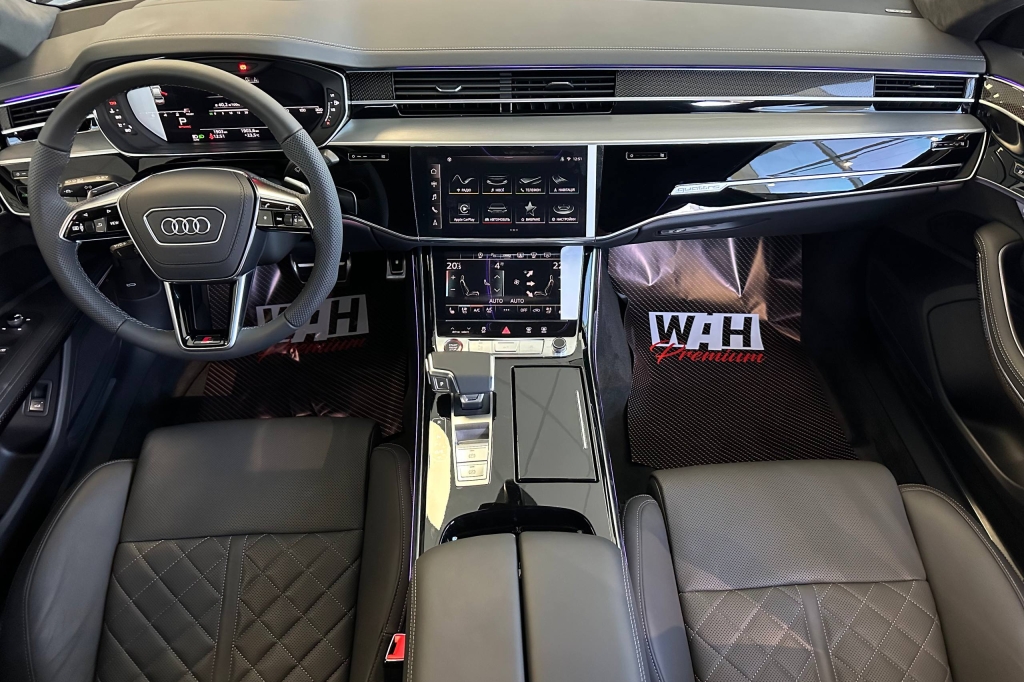 Audi S8 2025 фото 21