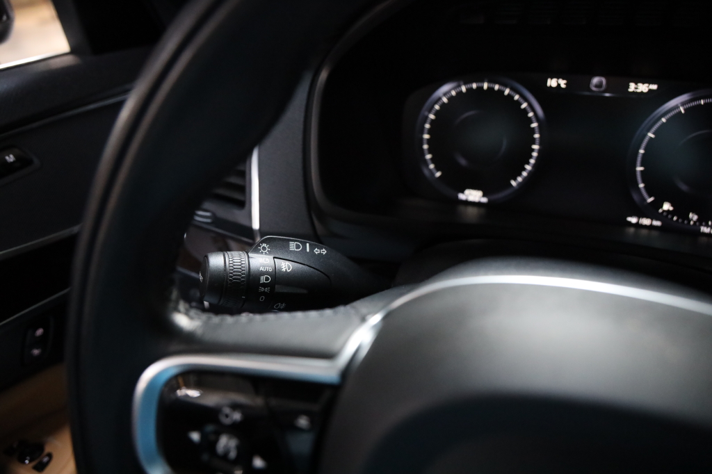 Volvo XC90 2019 photo 42