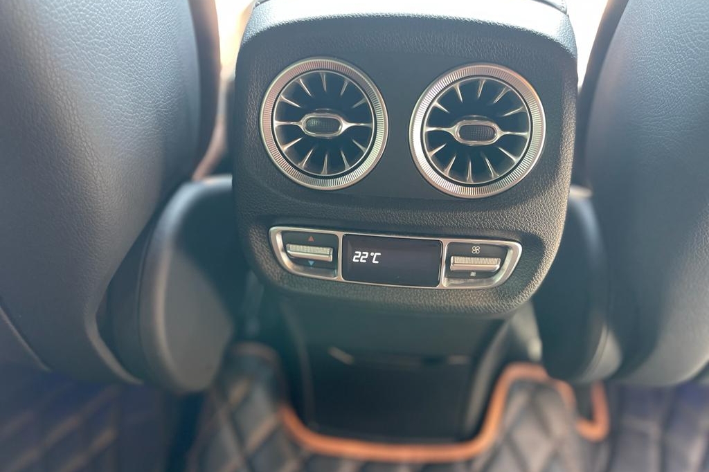 Mercedes-Benz GL 63 AMG 2021 фото 2