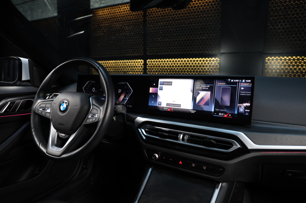 BMW i4 2023 фото 19