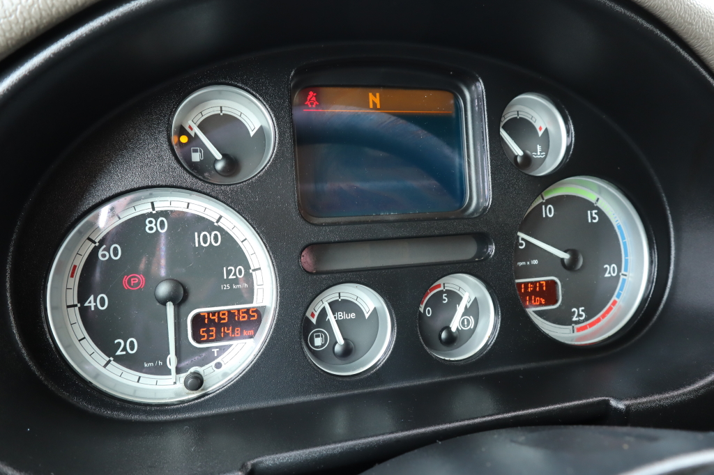 DAF CF 85 360 2010 фото 17