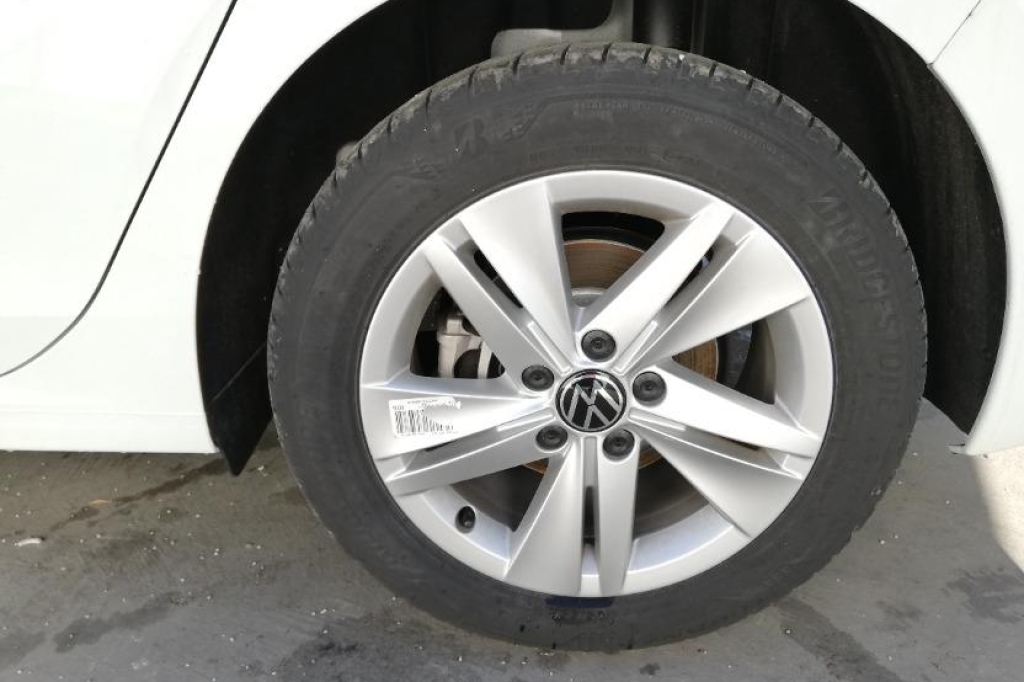 Volkswagen Golf 2020 фото 7