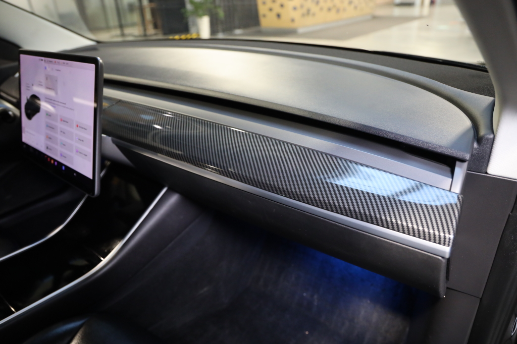 Tesla Model 3 2019 фото 31