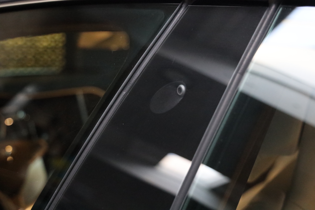 Tesla Model S 2017 фото 10