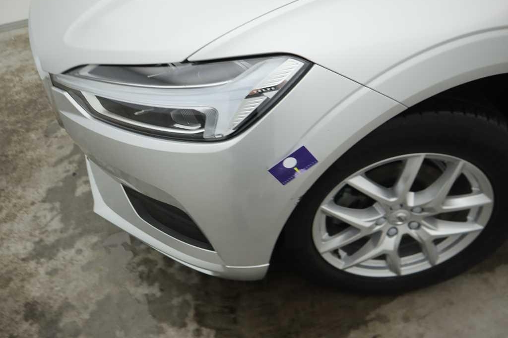 Volvo XC60 2019 фото 15