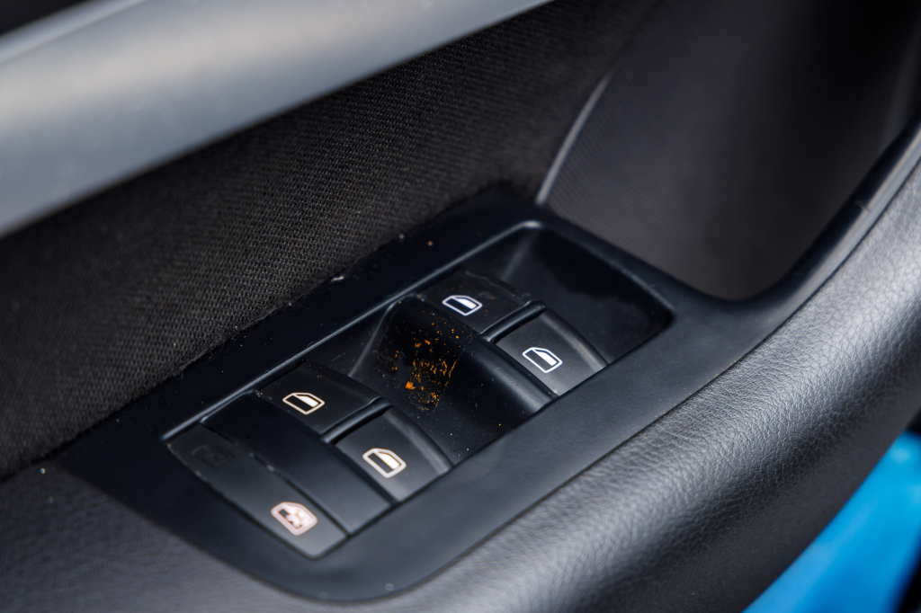 Audi A6 2008 фото 17