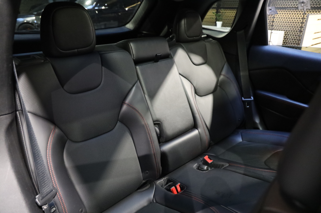 Jeep Cherokee 2019 фото 22