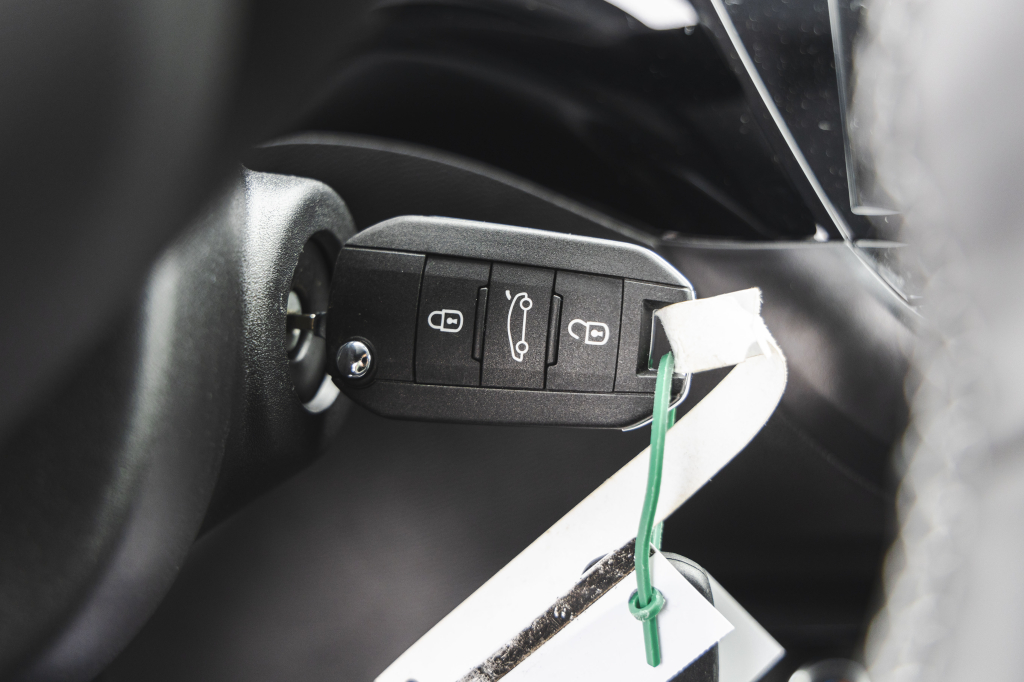 Opel Corsa 2020 фото 20