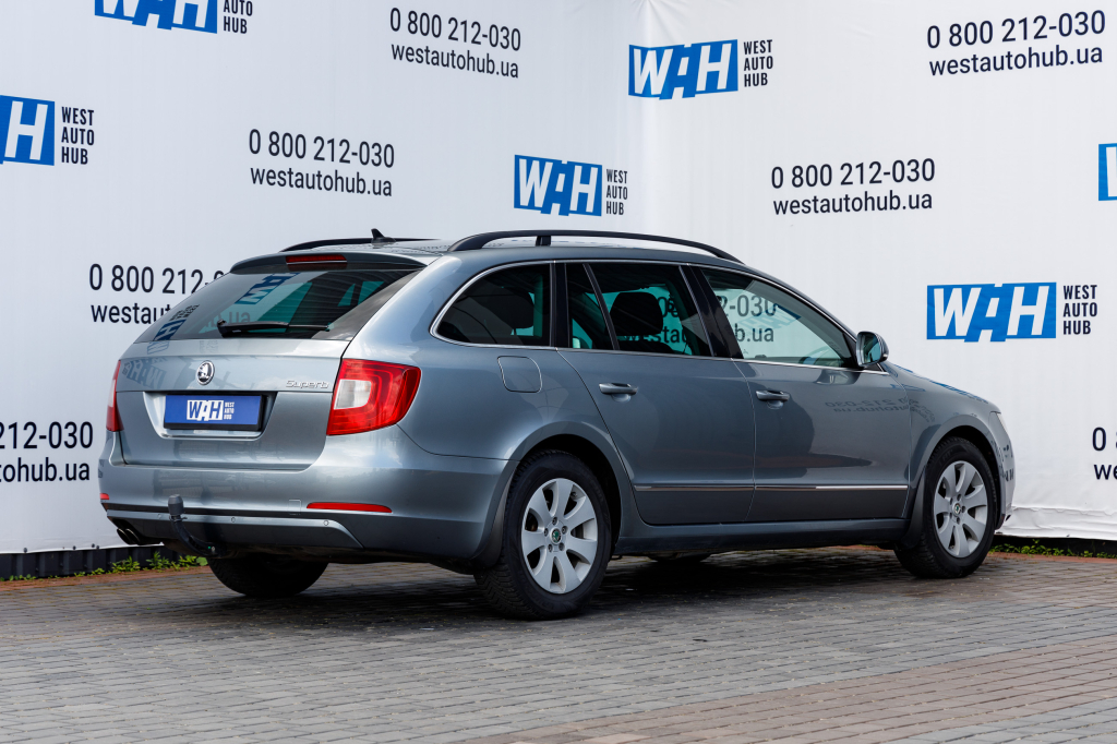 Skoda Superb 4x4 2011 фото 3