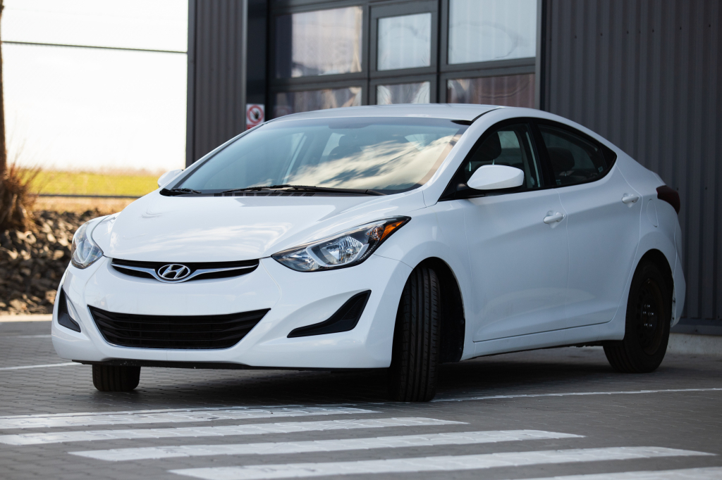 Hyundai Elantra SE 2015 фото 9