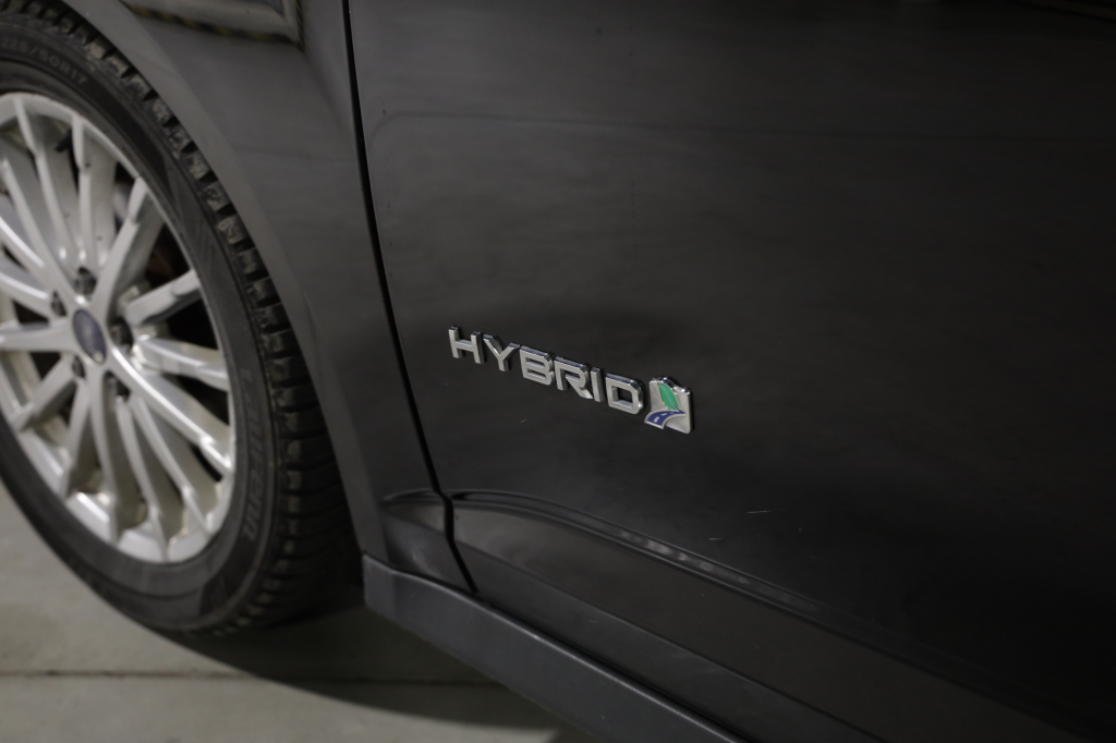 Ford C-Max 2016 фото 12