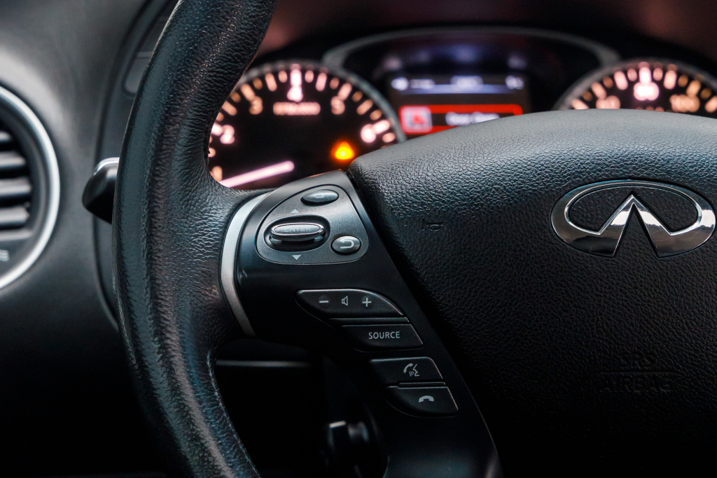 Infiniti JX 35 2013 фото 15