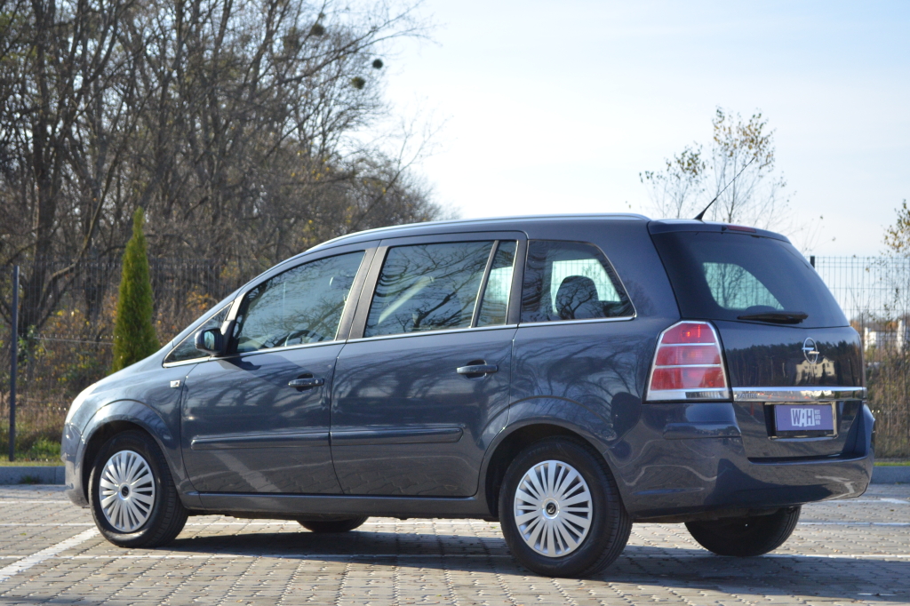 Opel Zafira photo 5