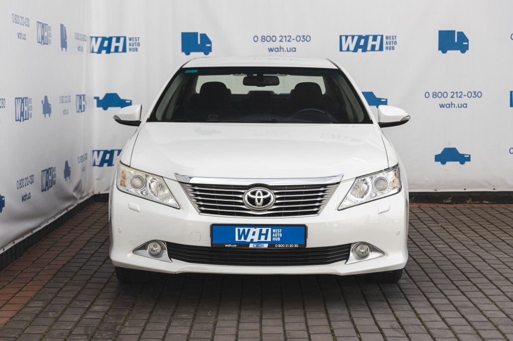 Toyota Camry 2013 photo 1