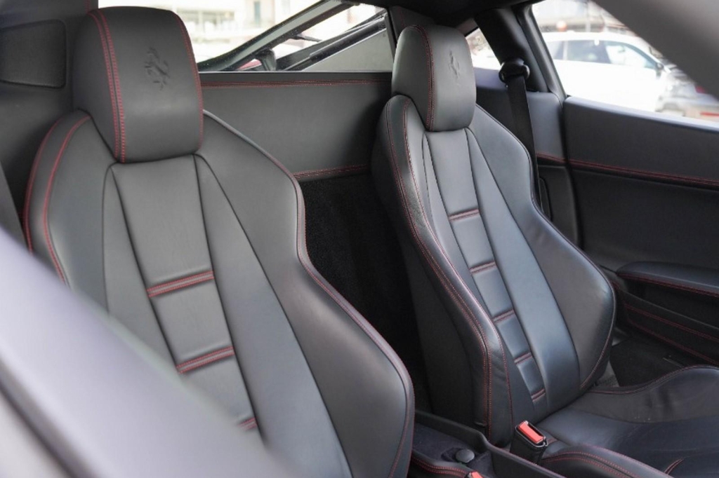 Ferrari 458 2011 photo 6