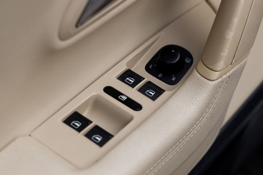 Volkswagen CC Sport 2011 photo 23