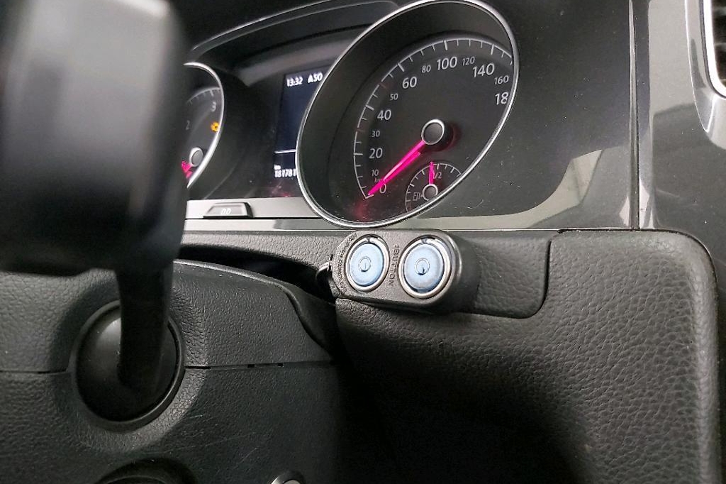 Volkswagen Golf 2017 photo 21