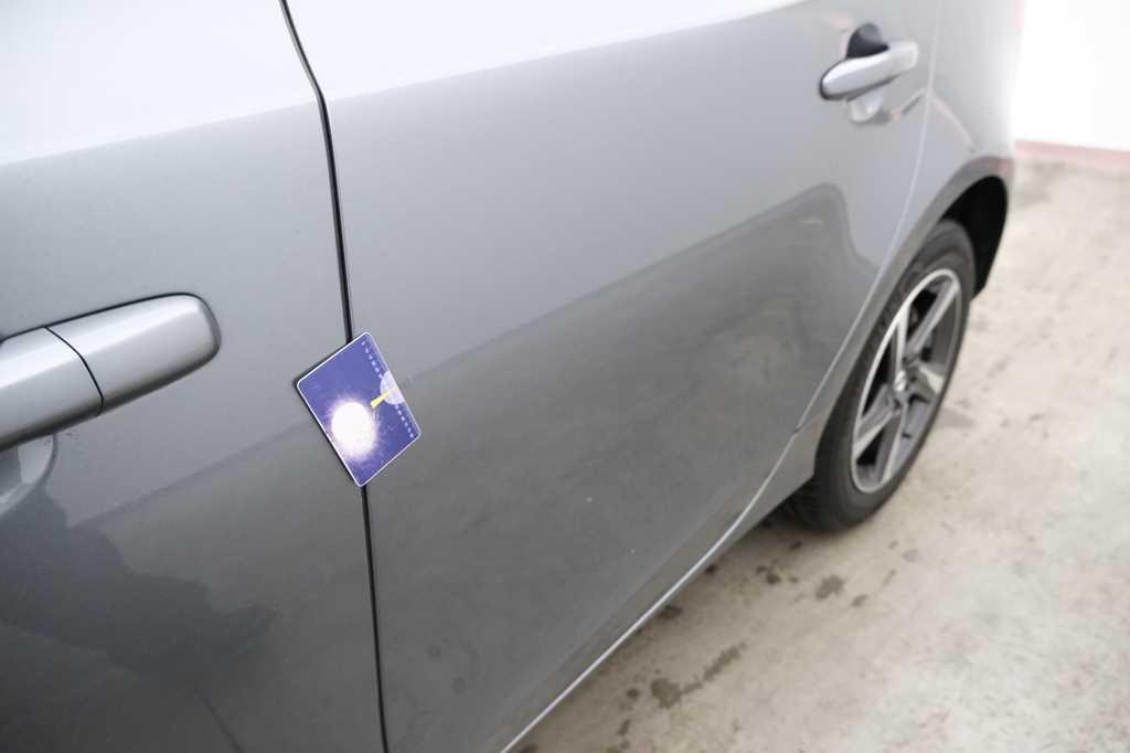 Volvo V40 2017 фото 15