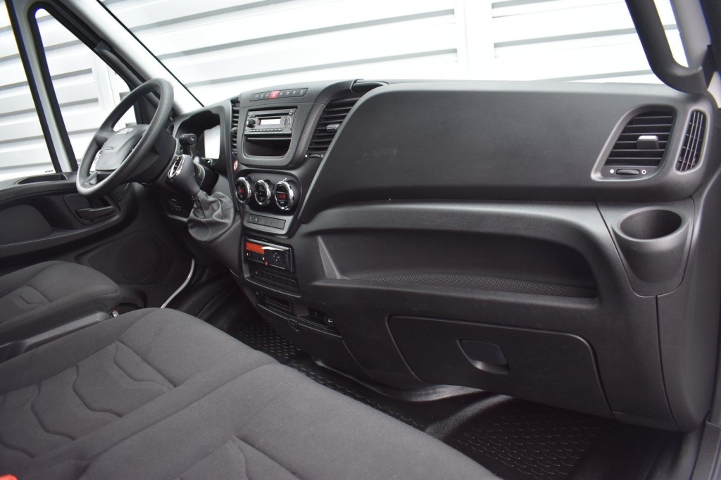 Iveco Daily Koffer 2016 фото 6