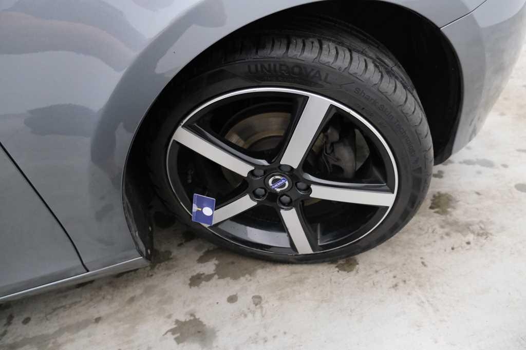 Volvo V40 2016 photo 7