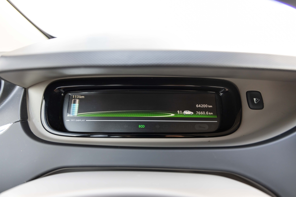 Renault Zoe 2016 photo 16