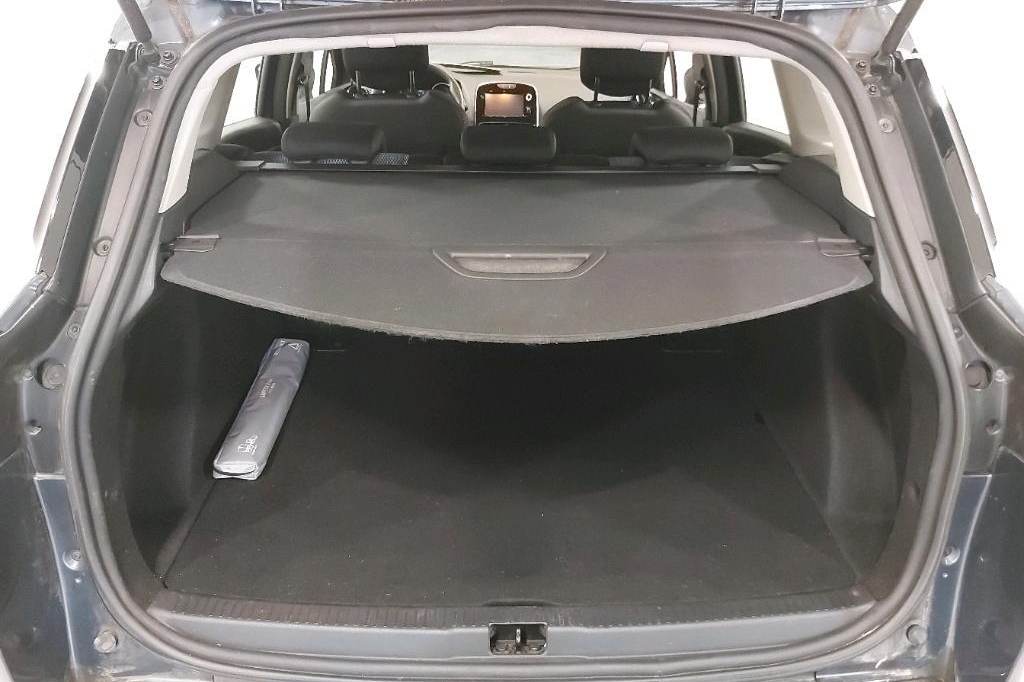 Renault Clio Grandtour 2016 фото 36