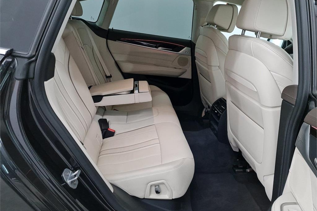 BMW 6er Gran Turismo 2019 фото 5