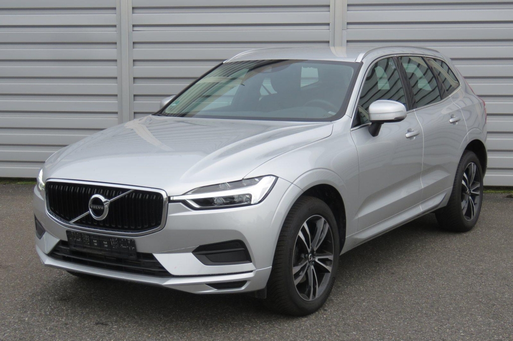 Volvo XC60 2020 фото 7