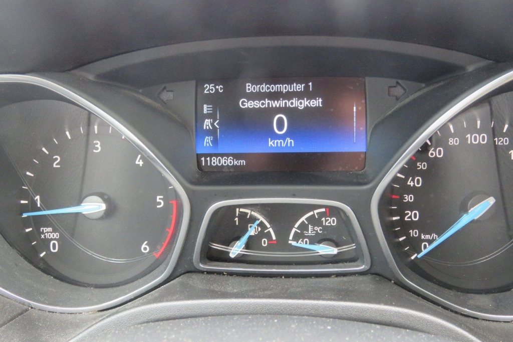 Ford Focus Tunier 2018 photo 5