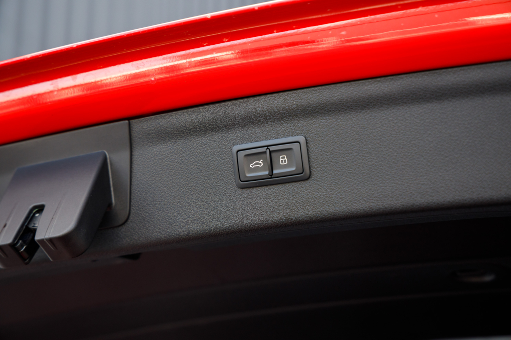 Audi Q3 Premium 2016 photo 34