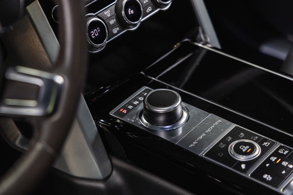 Land Rover Range Rover Vogue 2013 фото 30