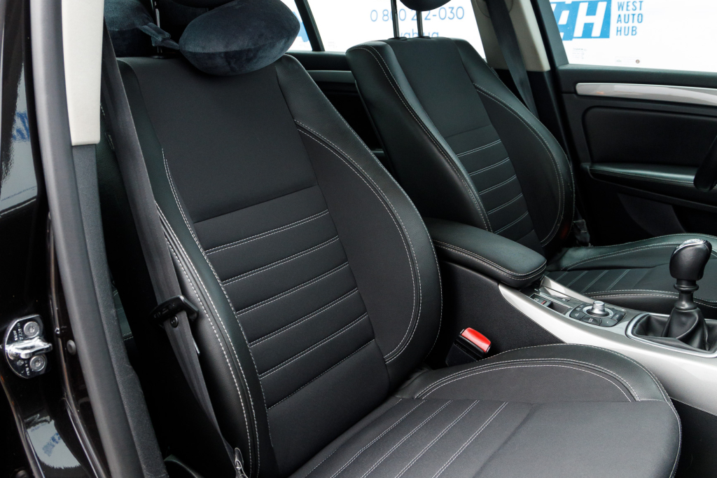 Renault Laguna III 2011 photo 22