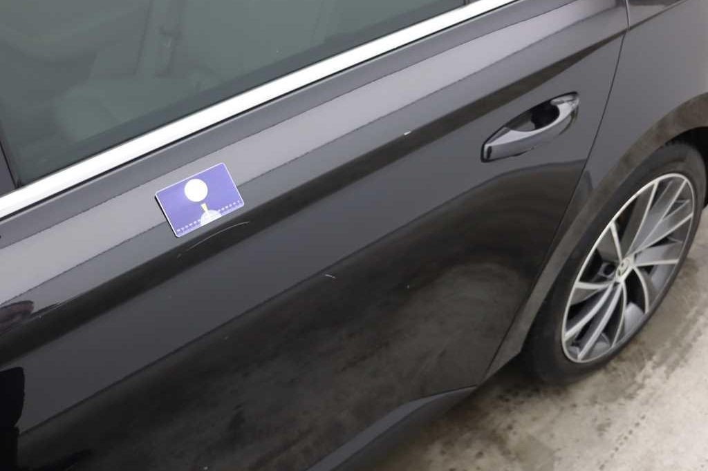 Skoda Superb Combi 2016 фото 23