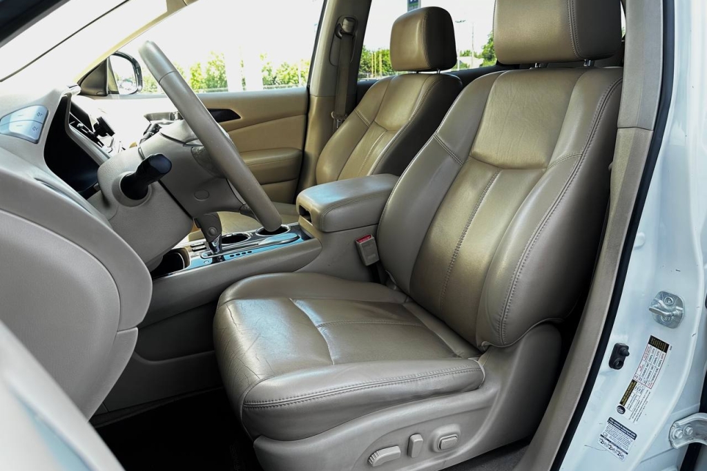 Nissan Pathfinder 2015 фото 11