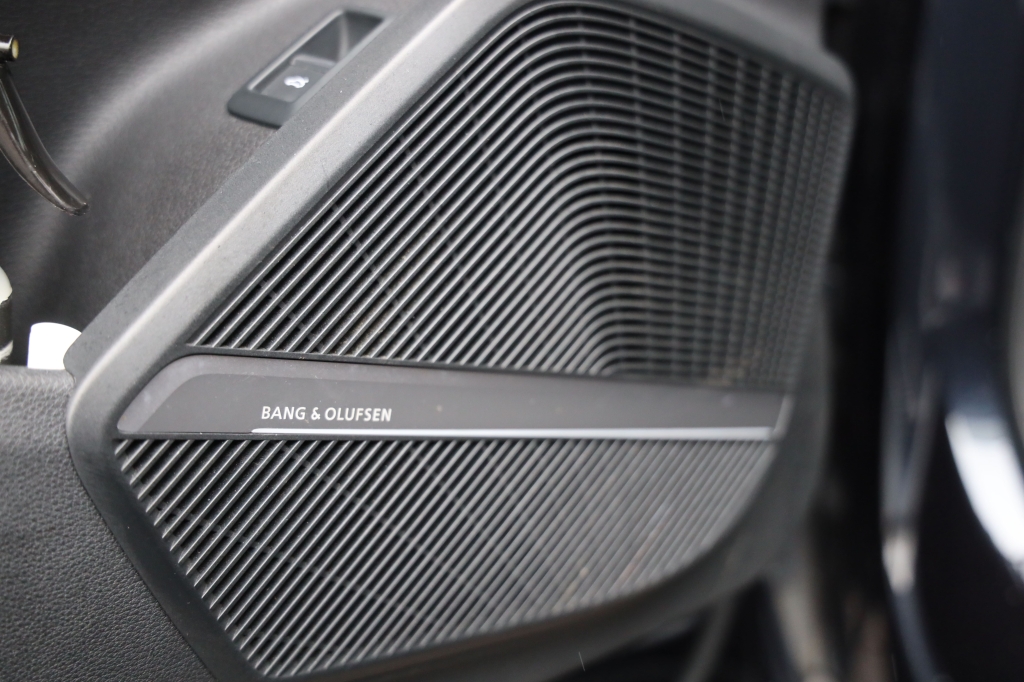 Audi Q5 2017 фото 15