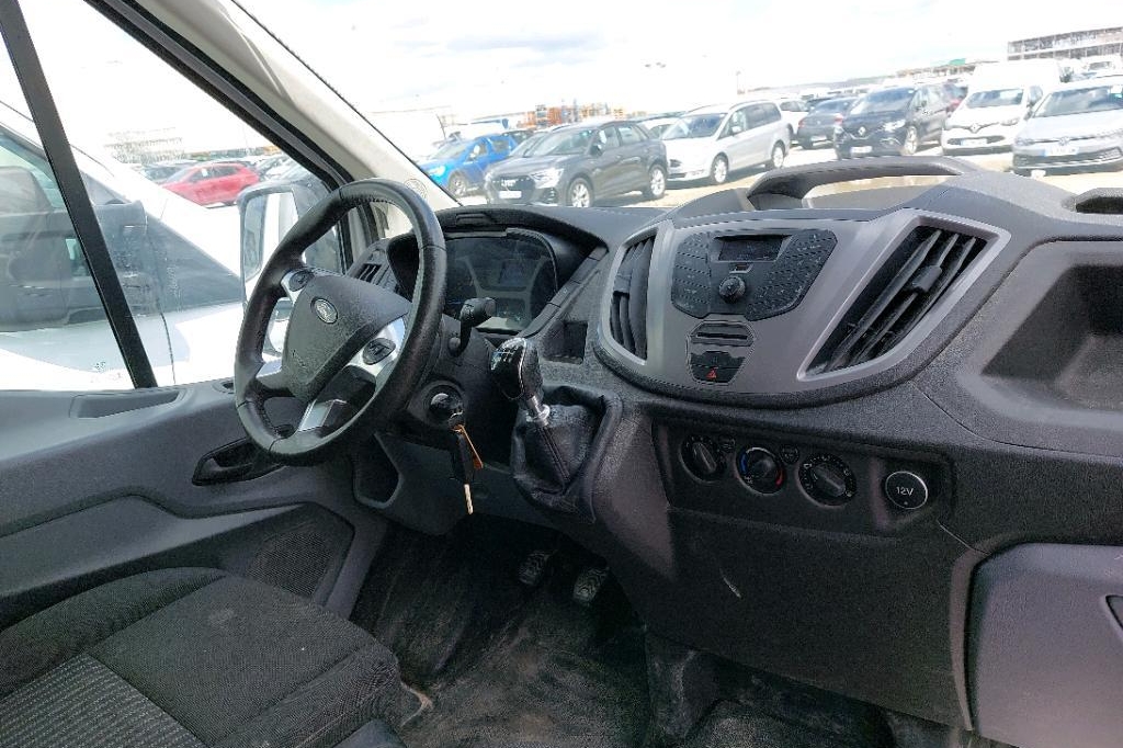 Ford Transit 2018 фото 5