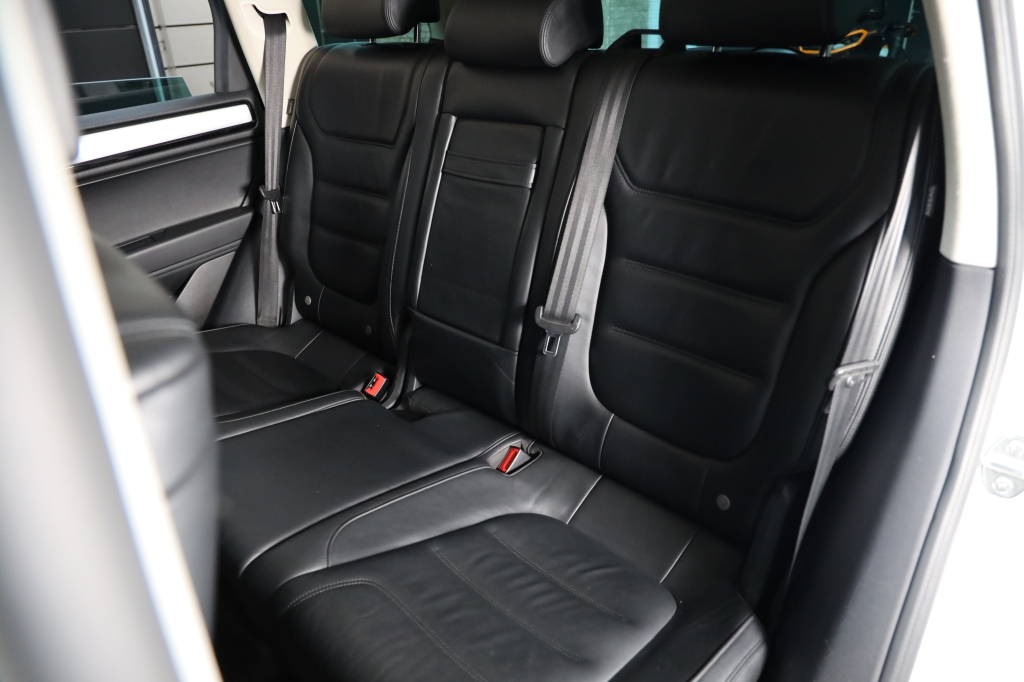 Volkswagen Touareg 2016 photo 44