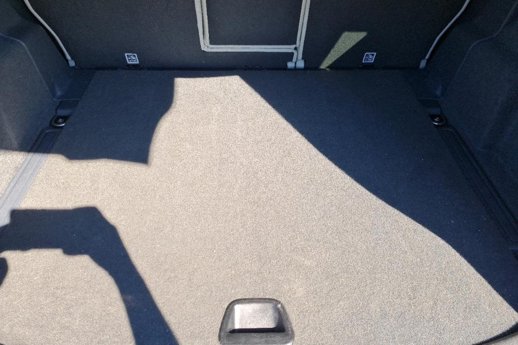 Land Rover Discovery Sport 2016 photo 13