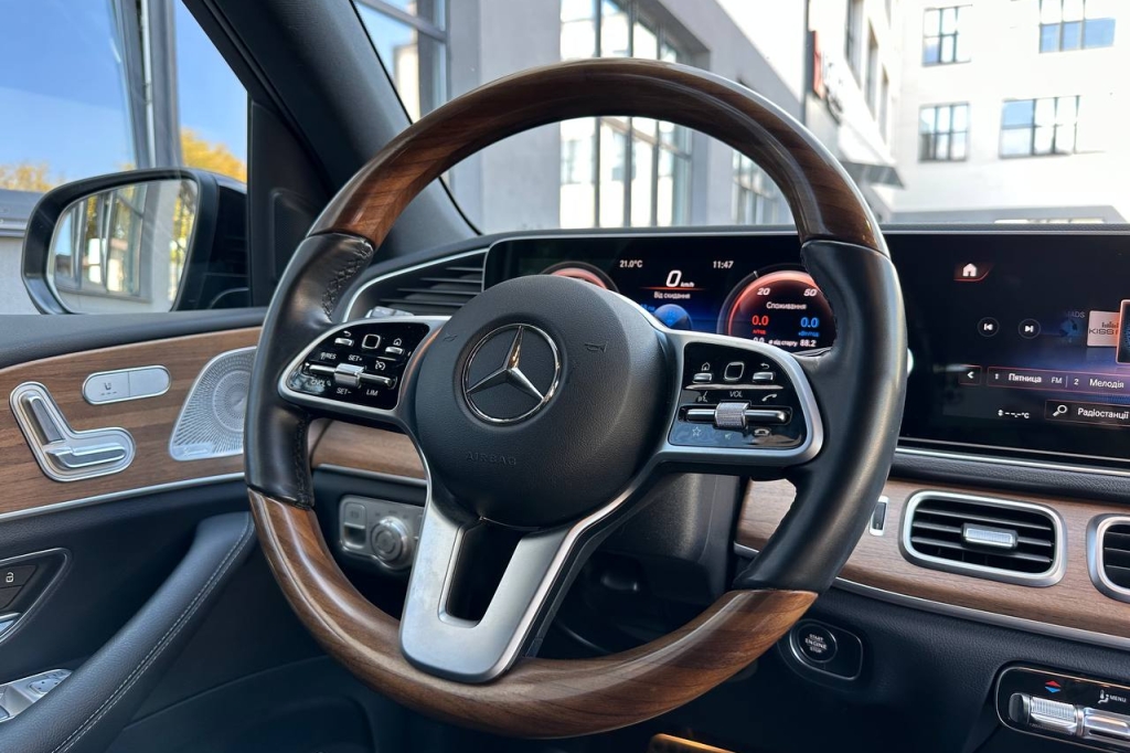 Mercedes-Benz GLE 350e 2021 фото 22
