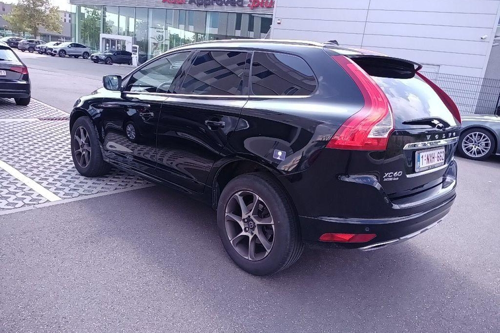 Volvo XC60 2016 photo 25