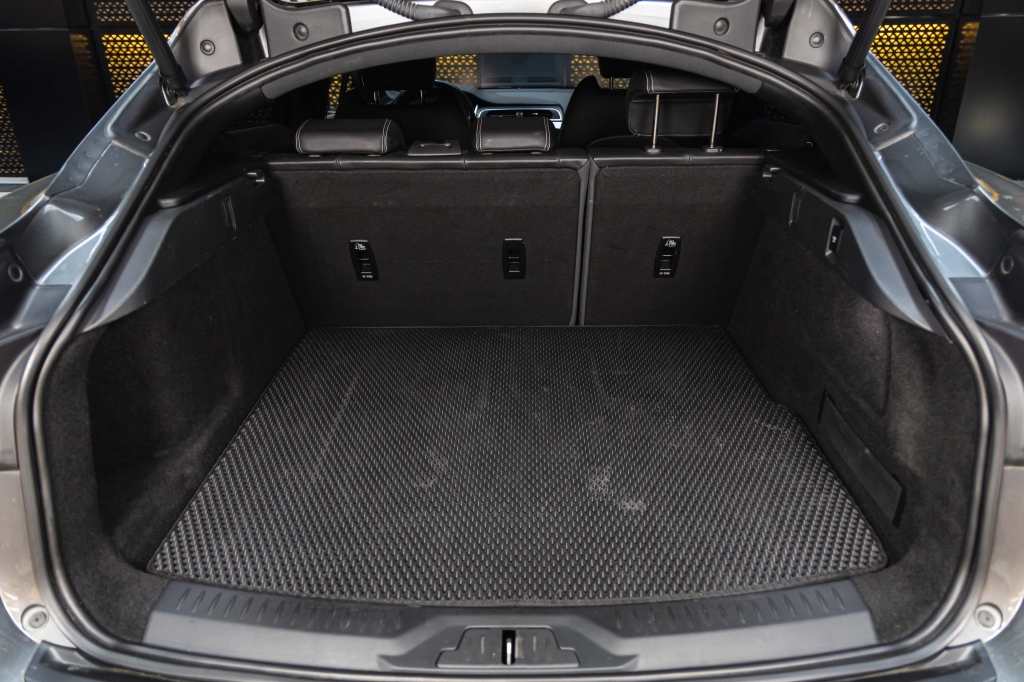 Jaguar I-Pace 2019 фото 36