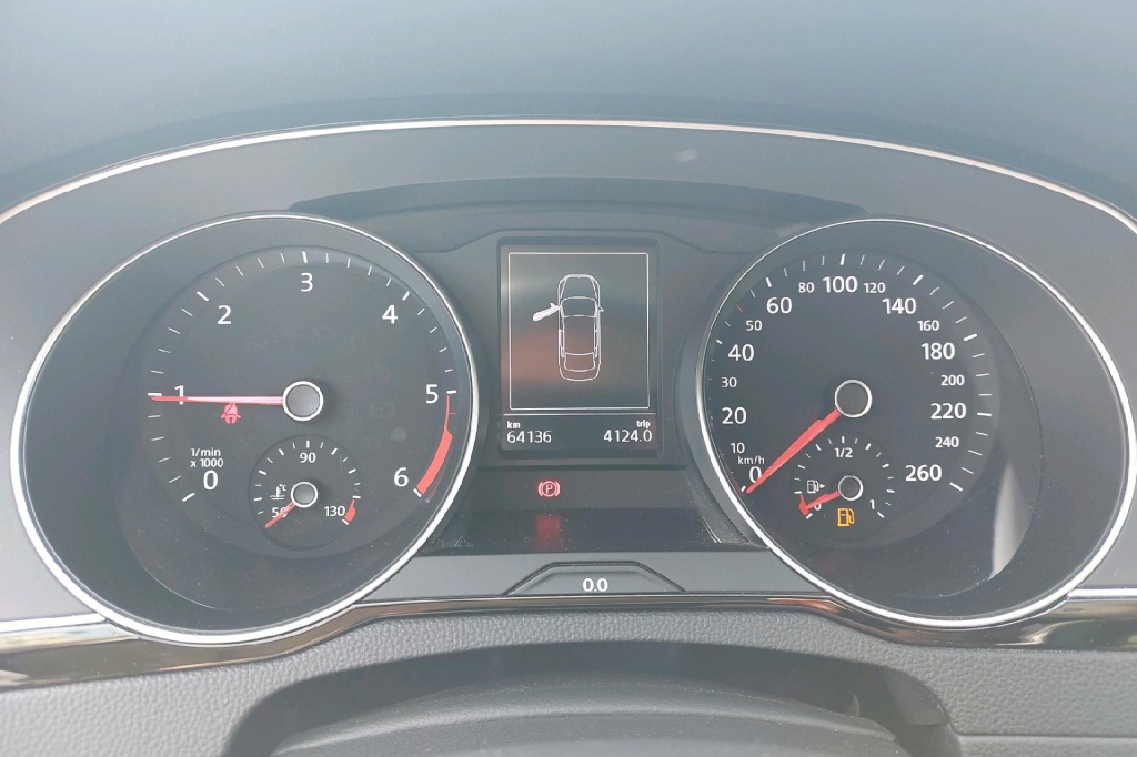 Volkswagen Passat 2018 фото 4