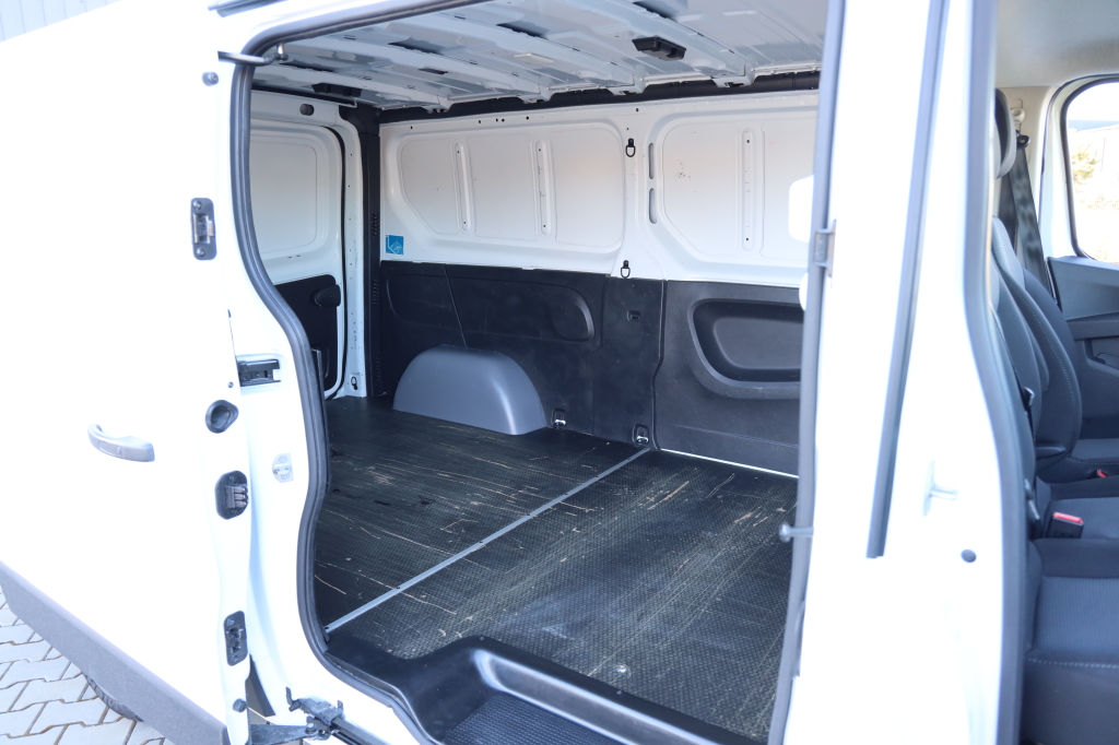 Renault Trafic 2023 фото 33