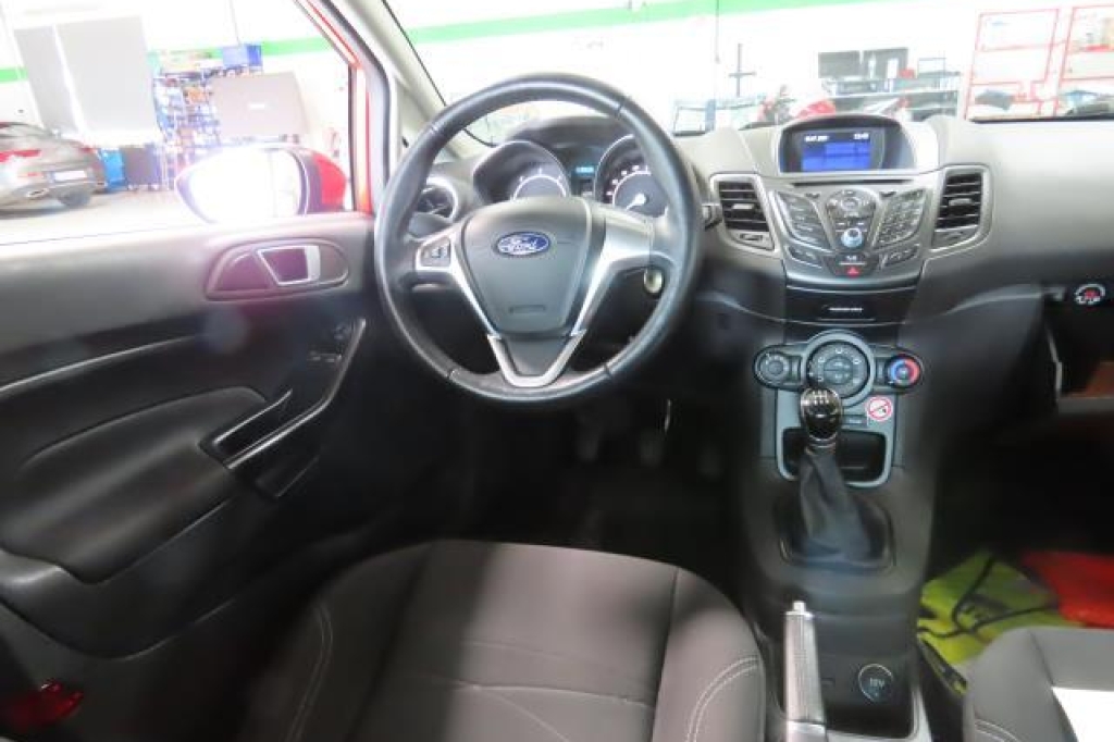 Ford Fiesta 2017 photo 1