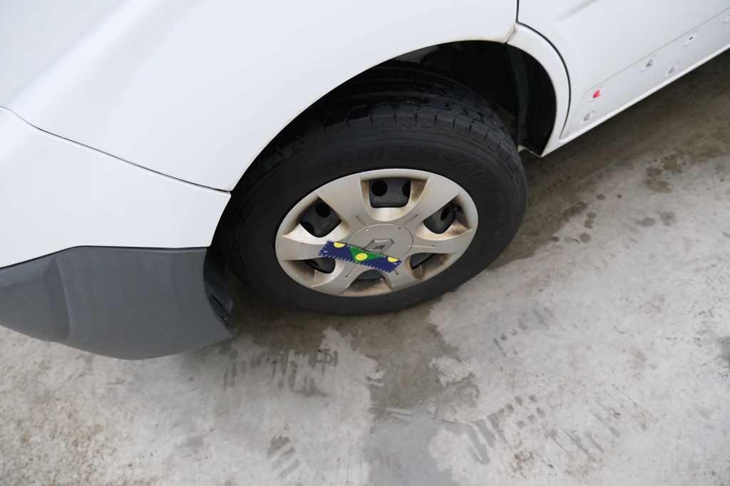 Renault Trafic 2014 фото 16